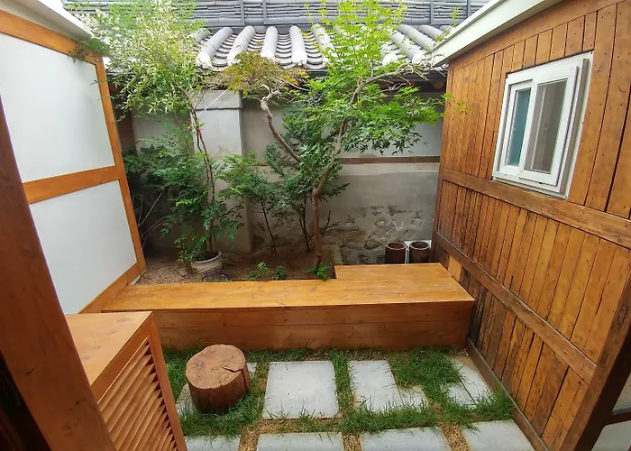 Hotel Sohyeondang Hanok Seoel